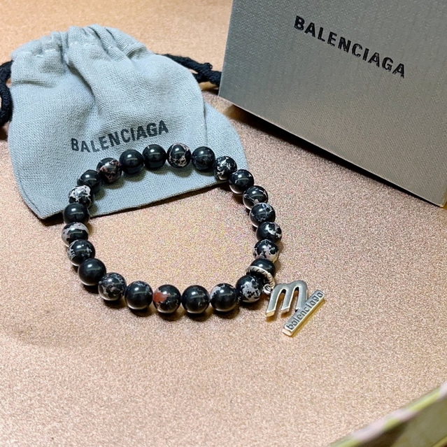 Ba*len*cia*ga bracelet-015