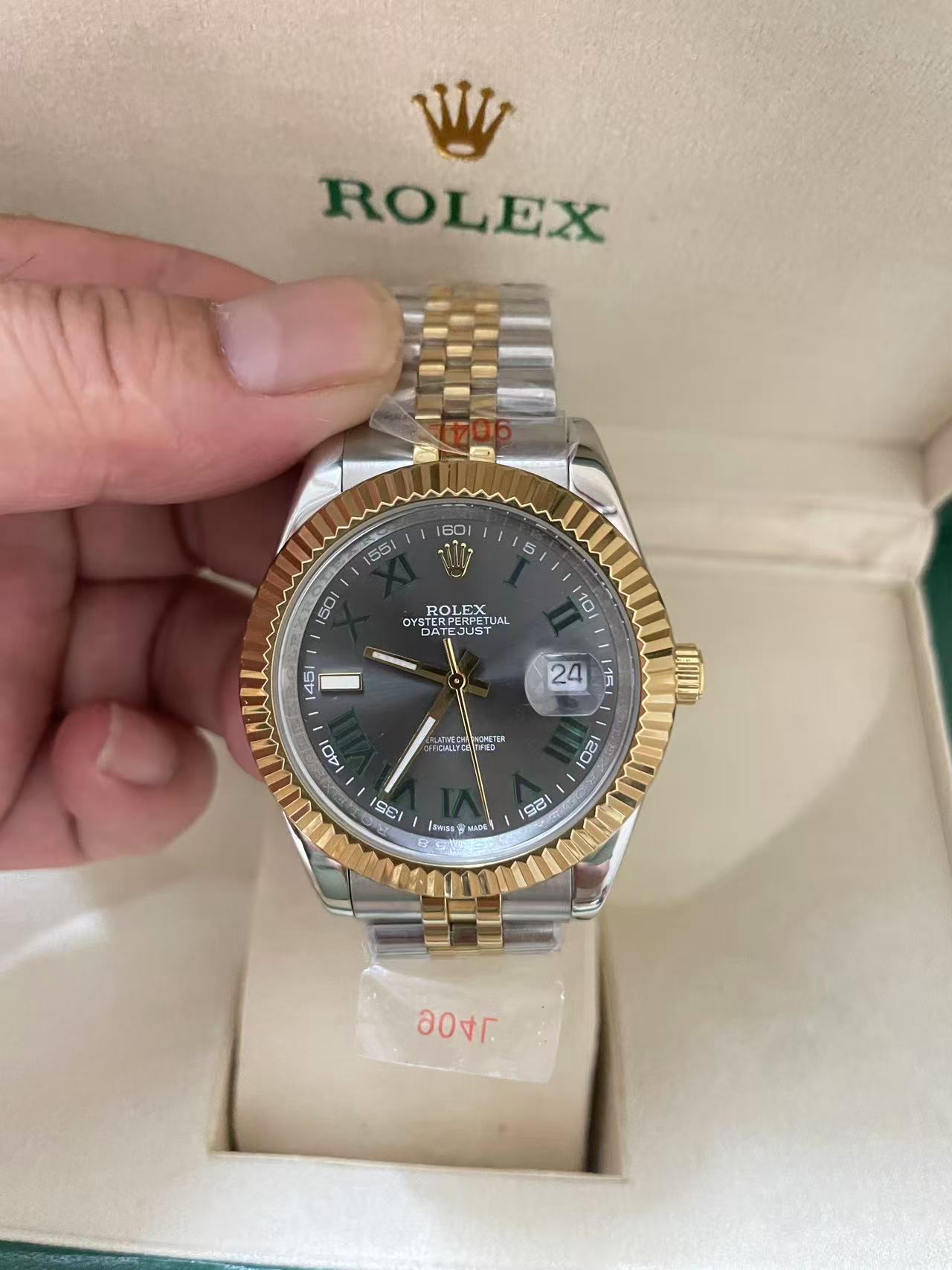 R*l*x watches-190