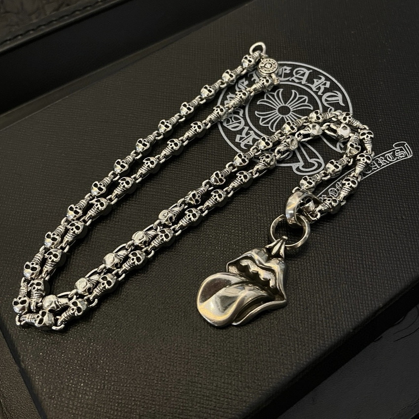 Ch**me He**ts necklace-078