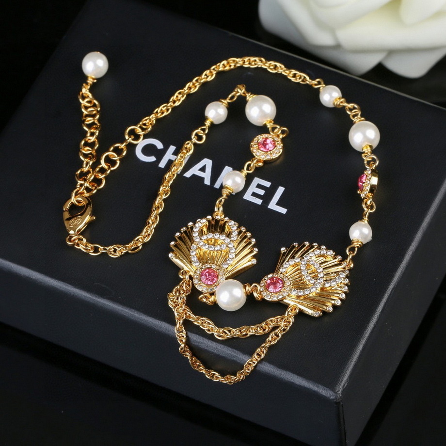 Ch*el necklace-120