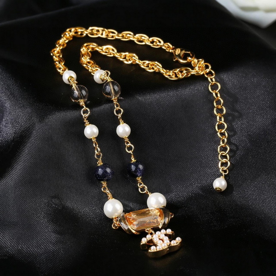 Ch*el necklace-112