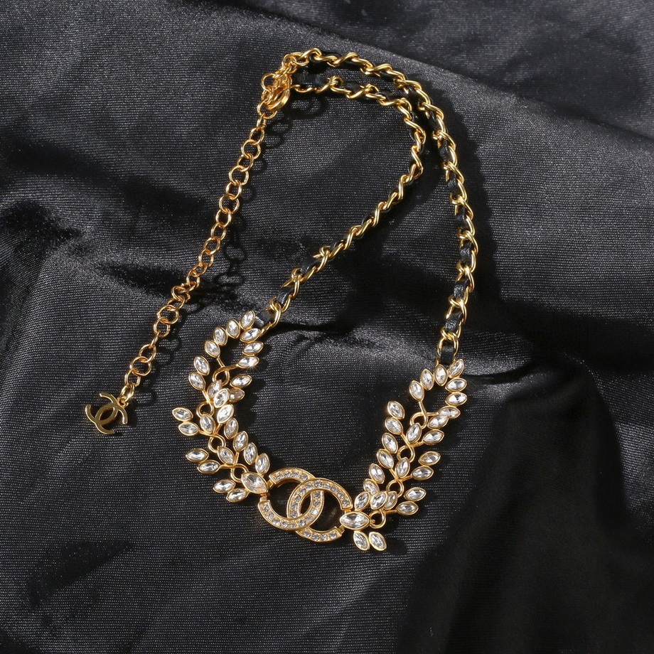 Ch*el necklace-277