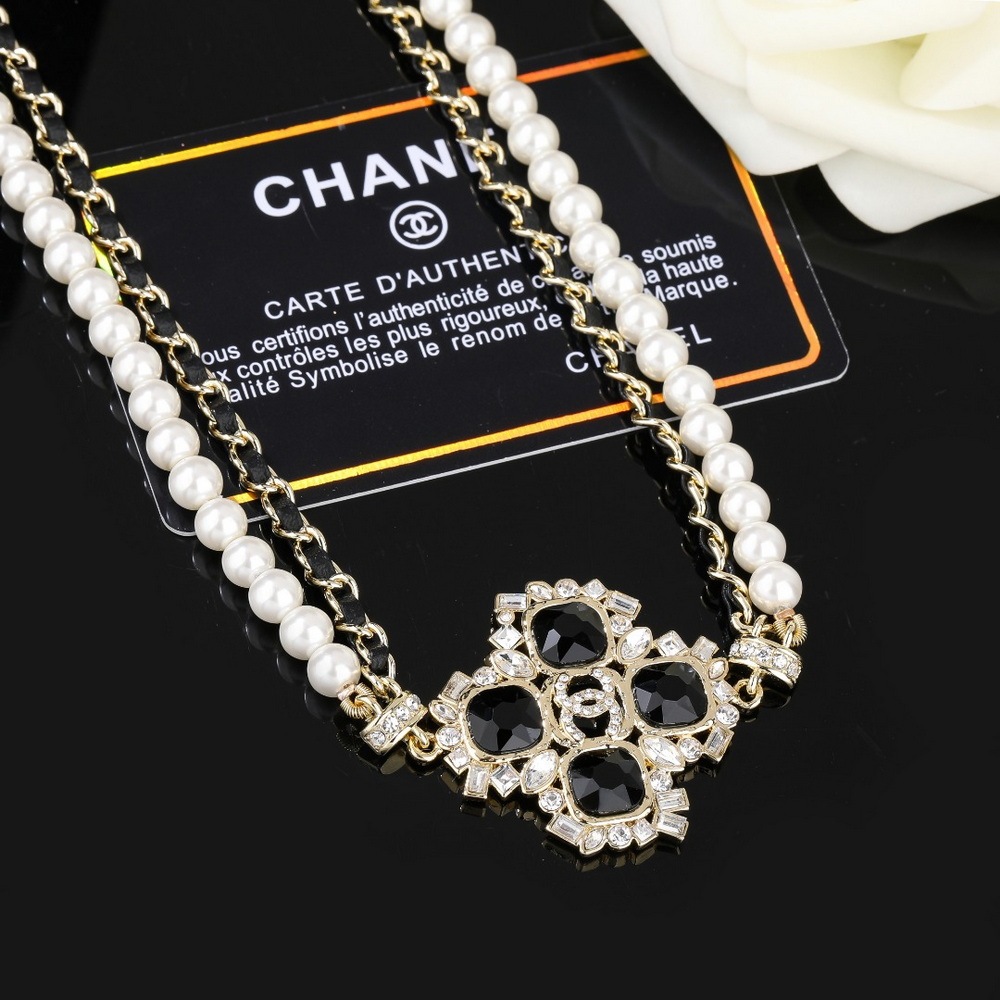 Ch*el necklace-475