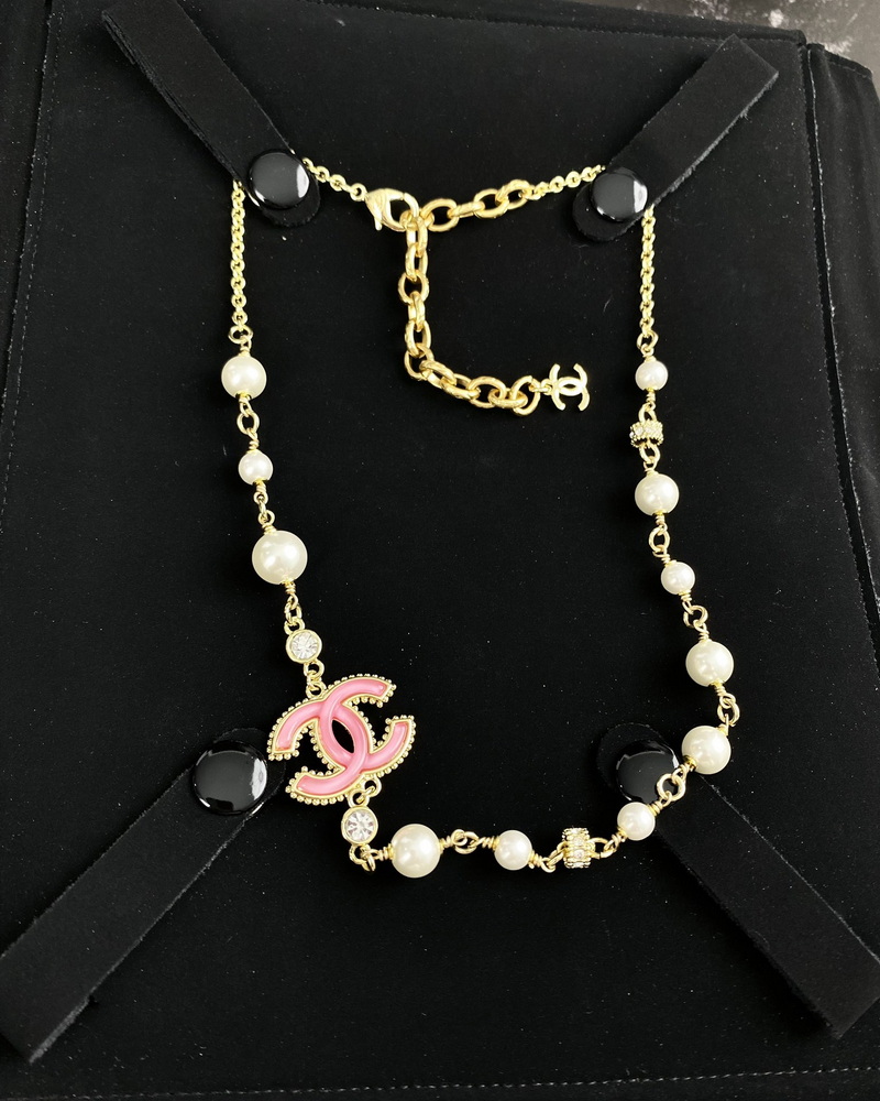 Ch*el necklace-195