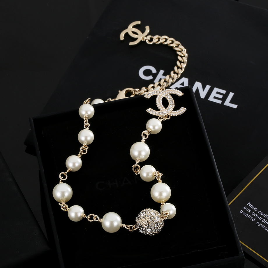 Ch*el necklace-190