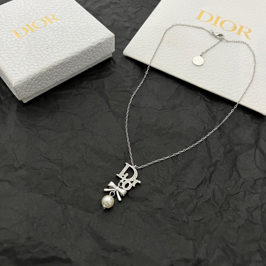 D*or necklace-004
