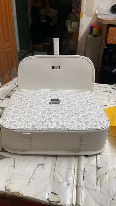 Go*ard handbags aaaa(men)-039