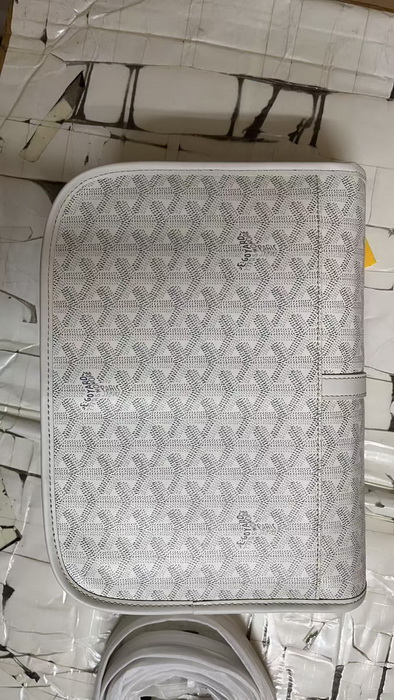 Go*ard handbags aaaa(men)-039