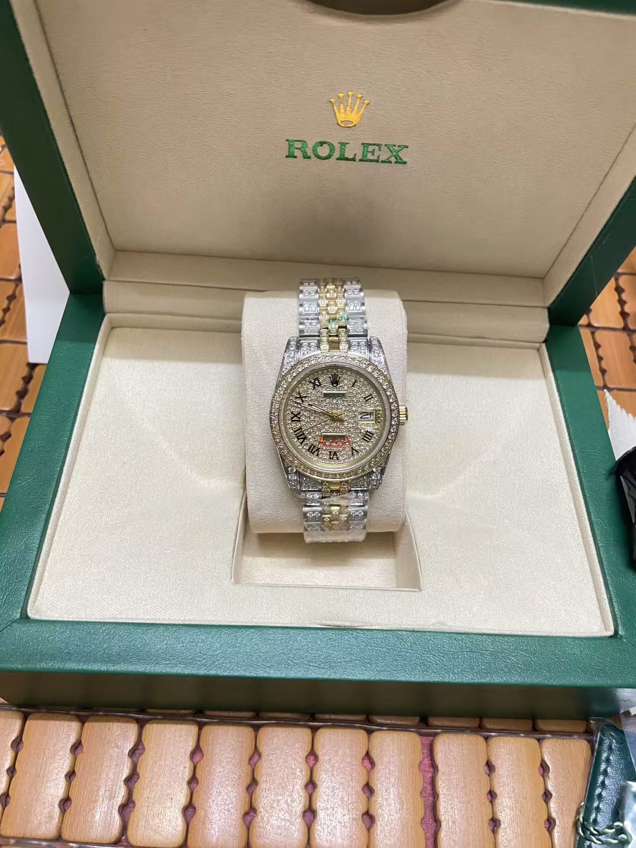 R*l*x watches(aaa)-195