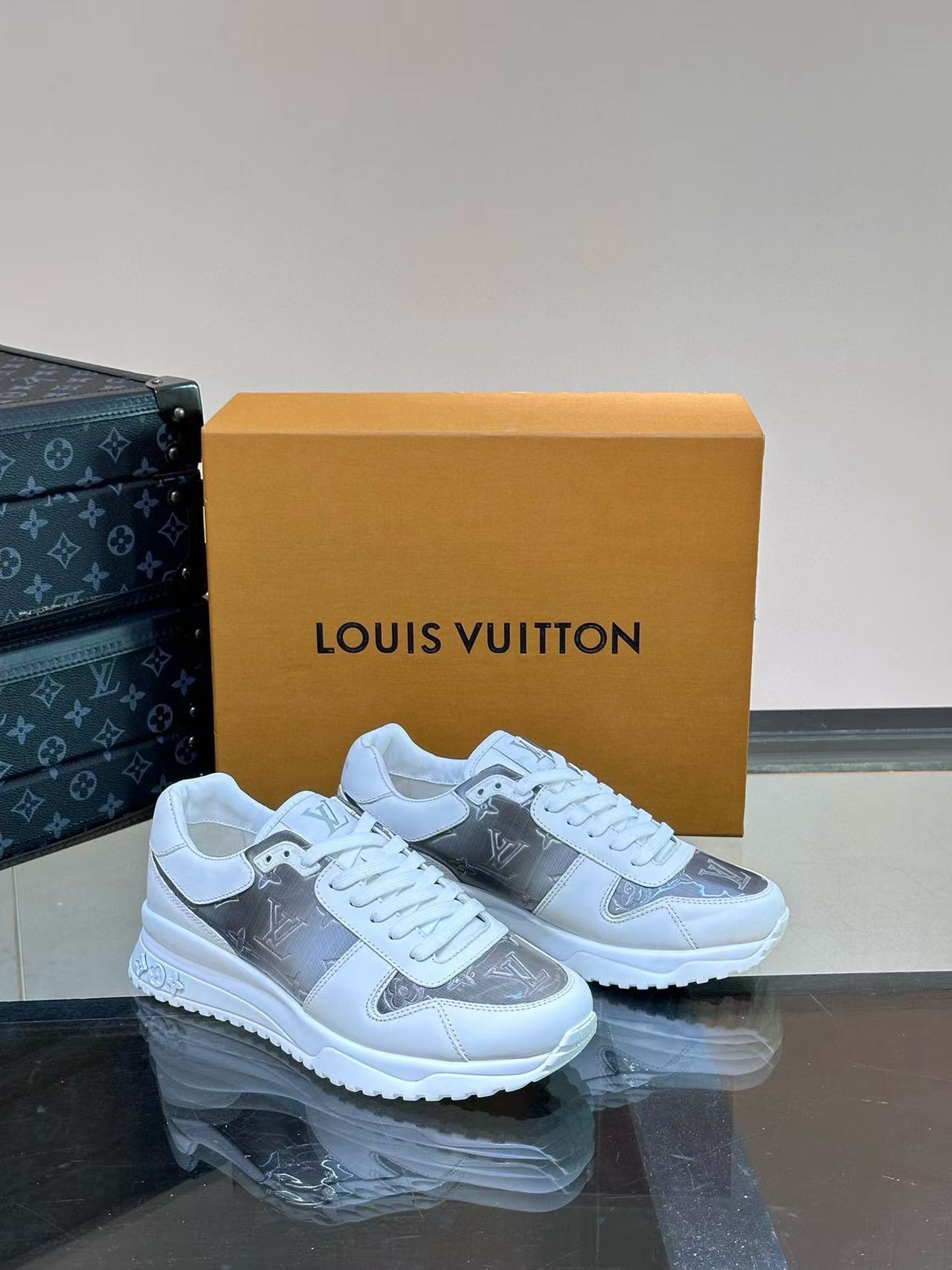 LV Shoes(AAA)-1240