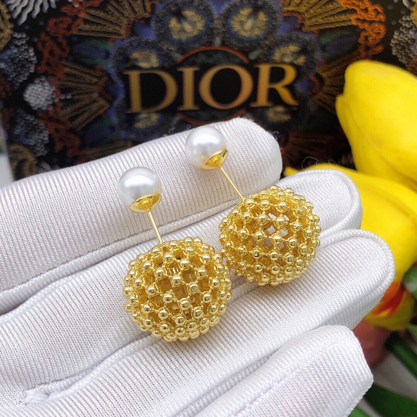 D*or earrings-049