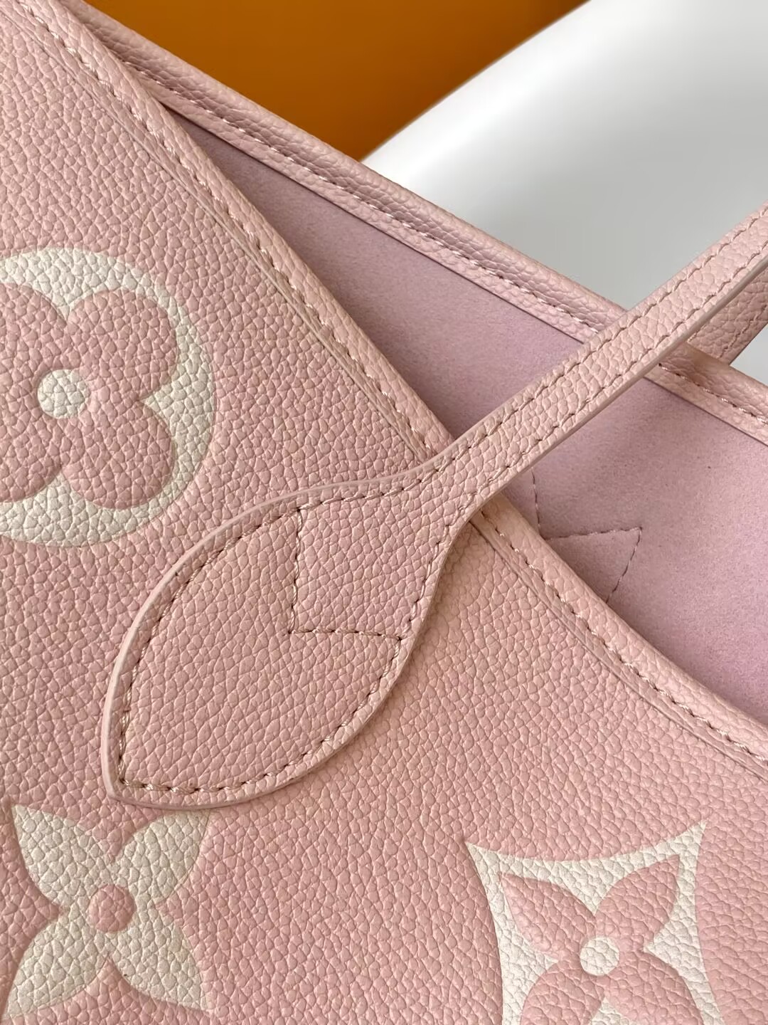 LV Handbags AAA(Women)-2013