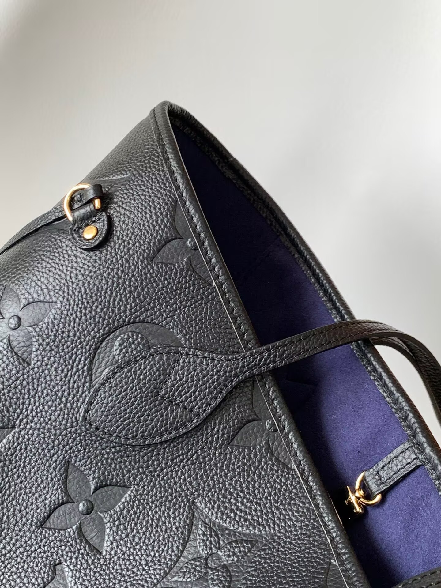 LV Handbags AAA(Women)-2010