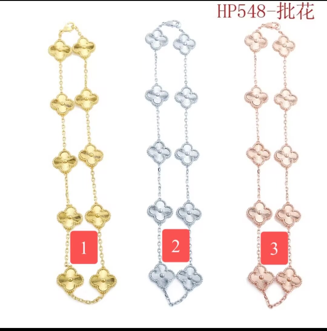 V*n Cl**f & Ar**ls necklace-008