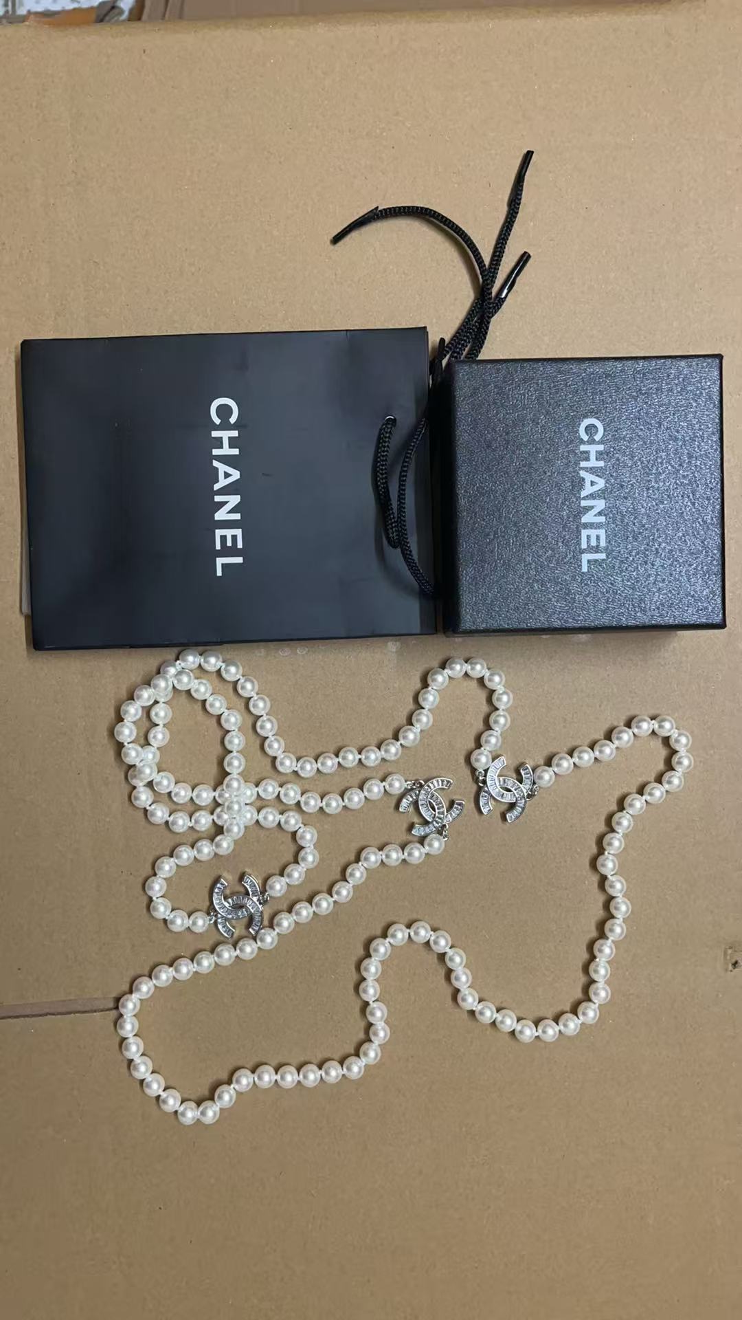 Ch*el necklace-473