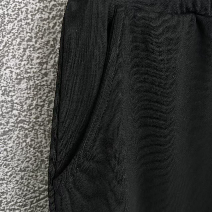 Ch**me He**ts shorts-148