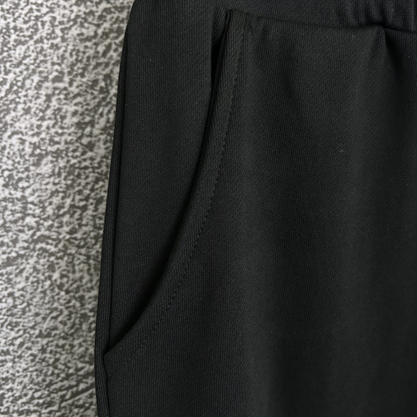 Ch**me He**ts shorts-152