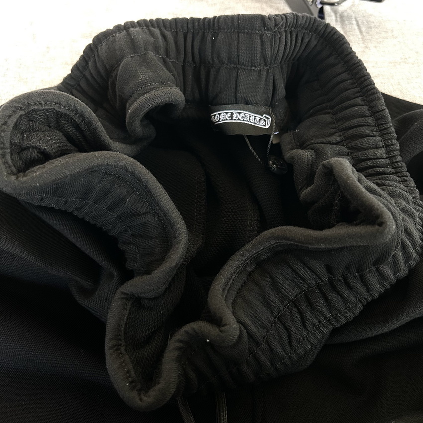 Ch**me He**ts shorts-153