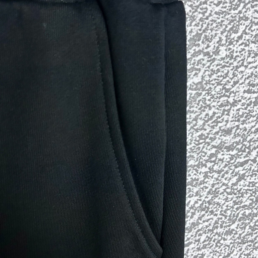 Ch**me He**ts shorts-171