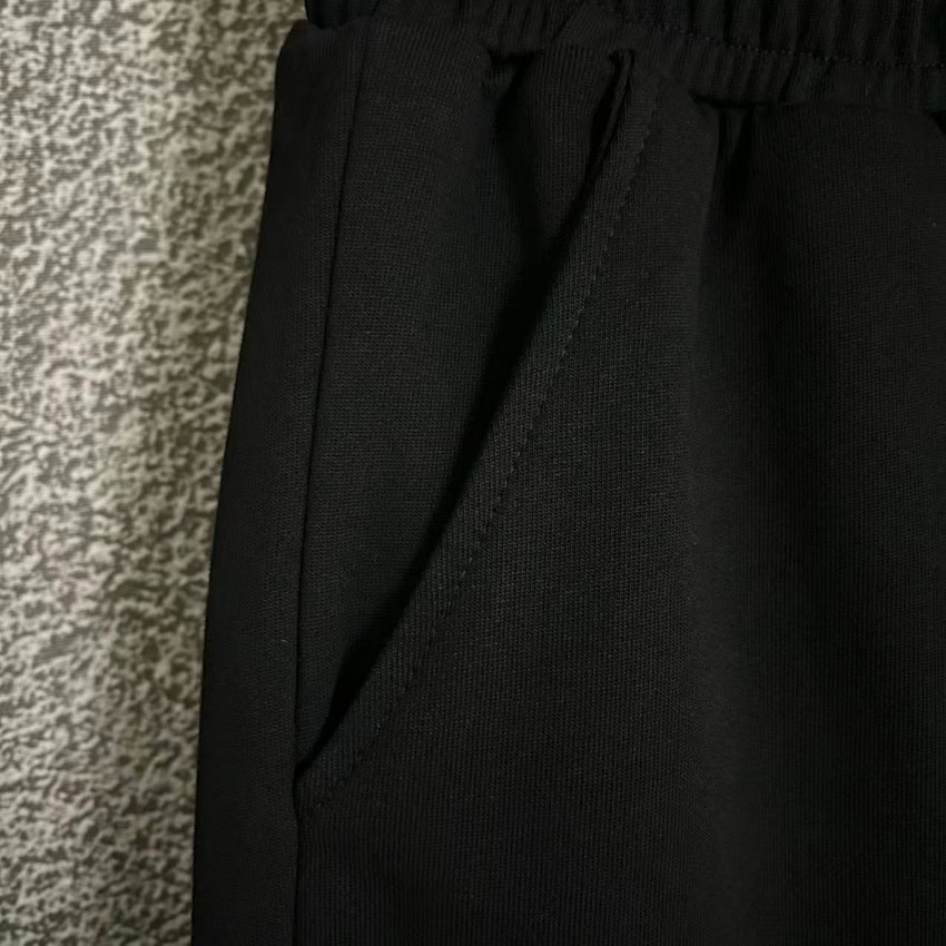 Ch**me He**ts shorts-177