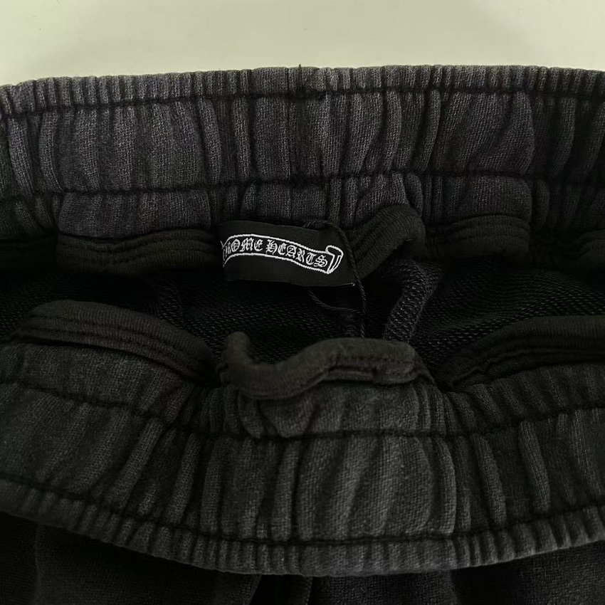 Ch**me He**ts shorts-179