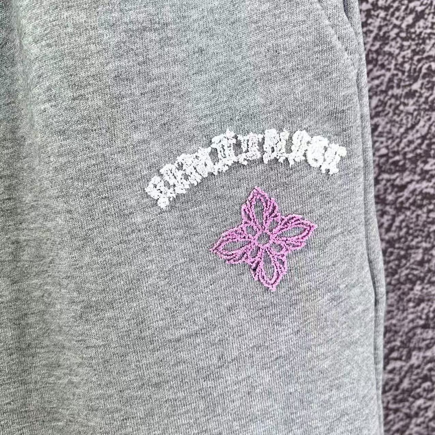 Ch**me He**ts shorts-186