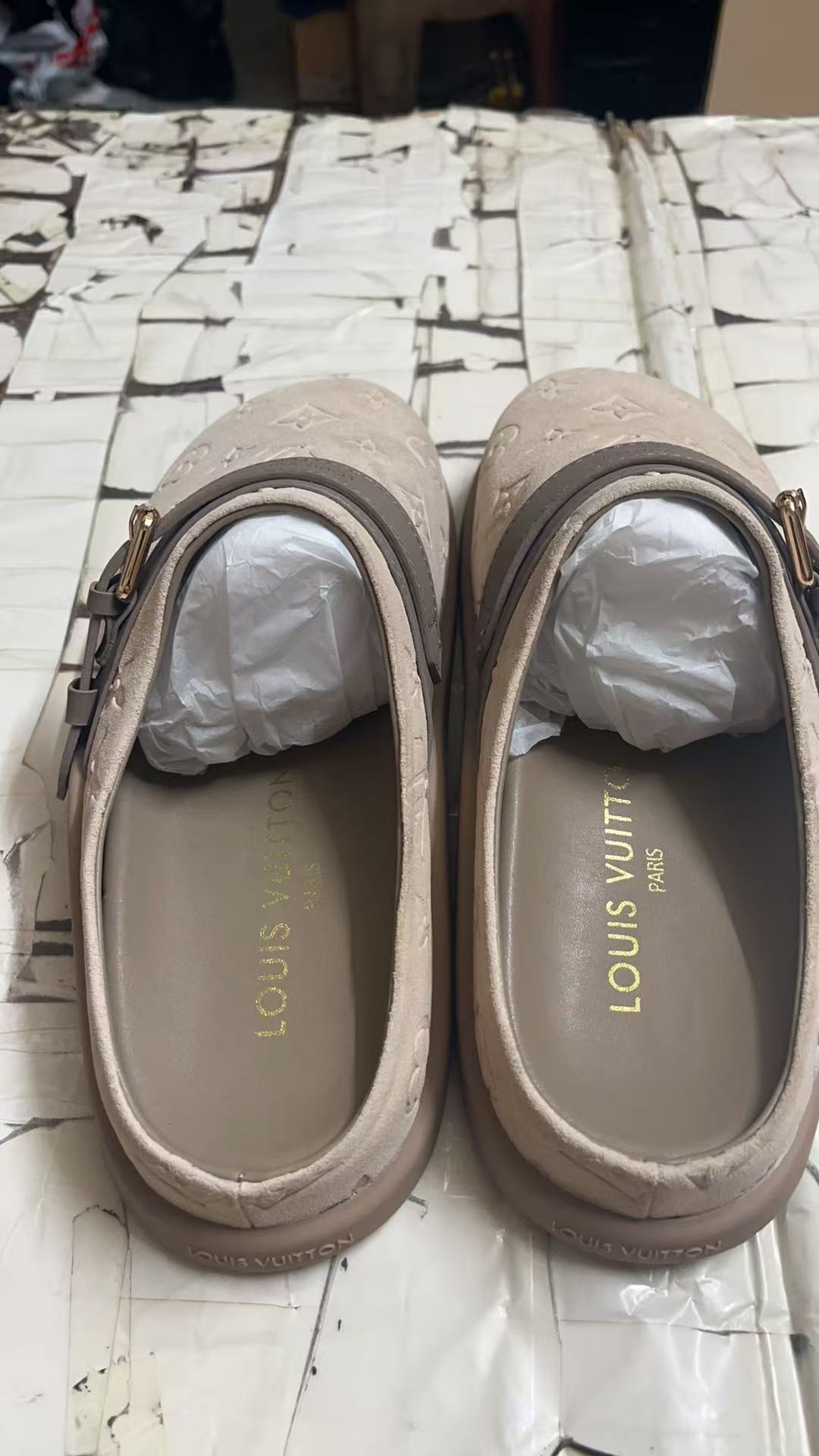 LV Slippers Women(AAA)-030