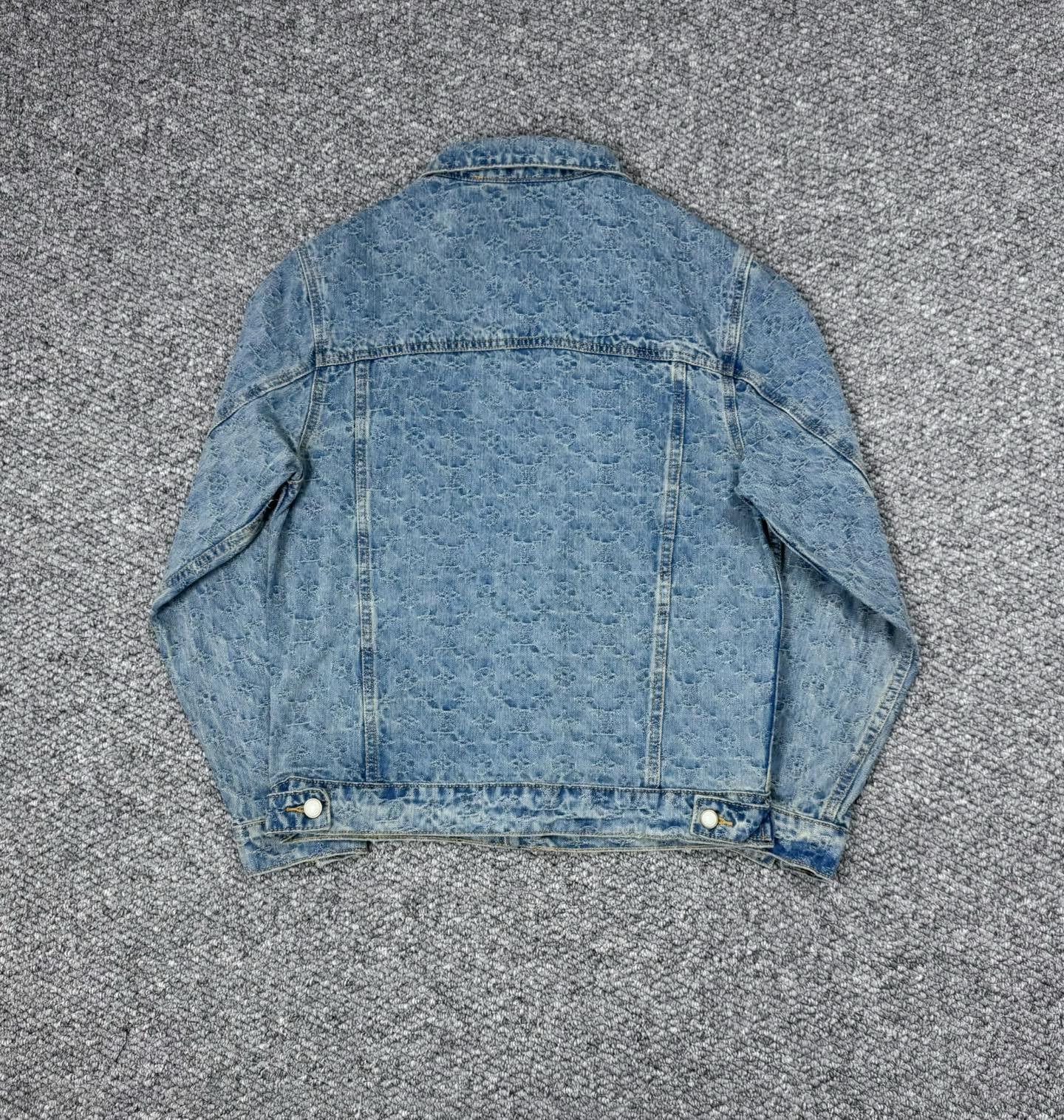 LV Jacket-021