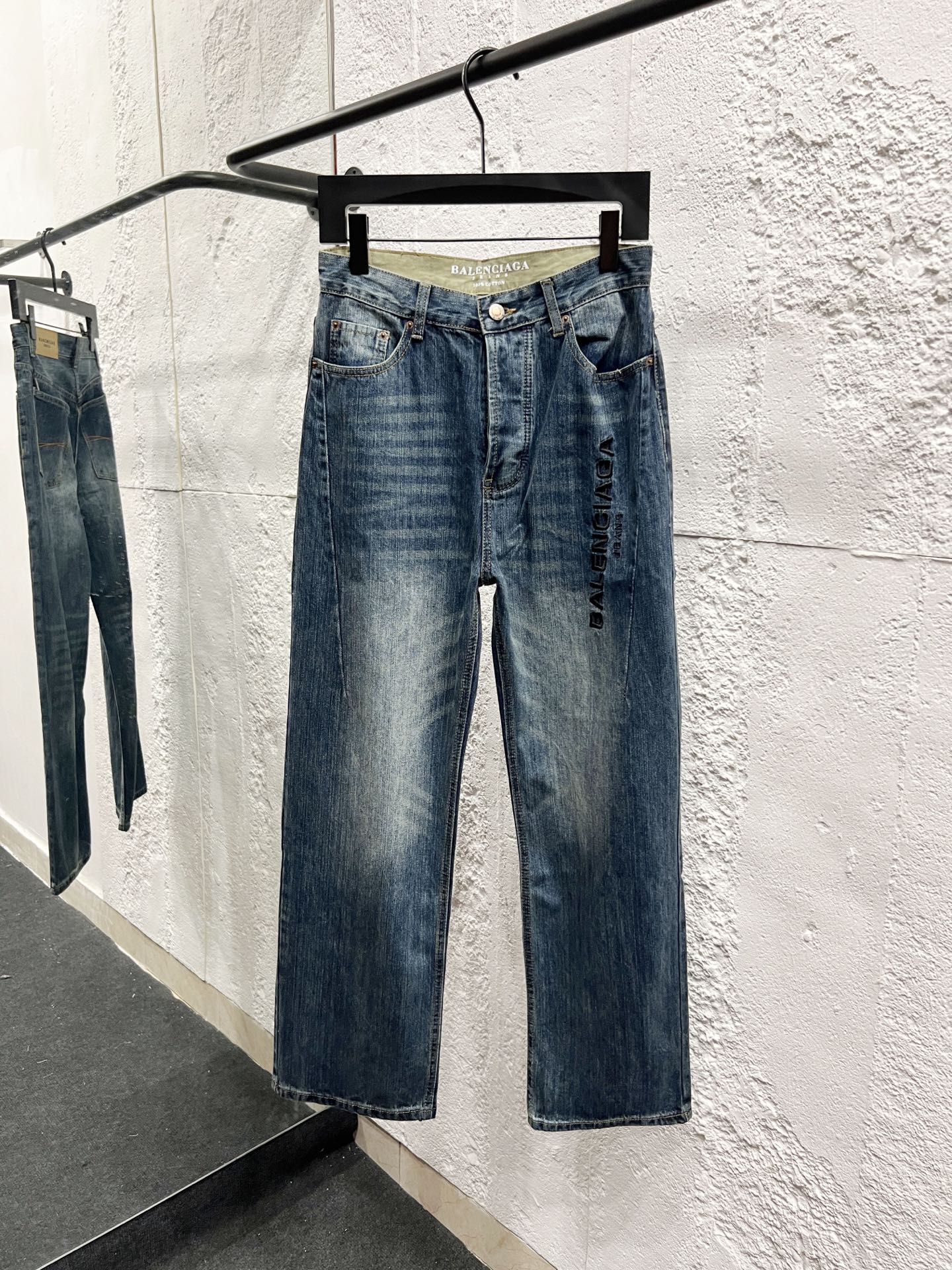 LV Jeans-020