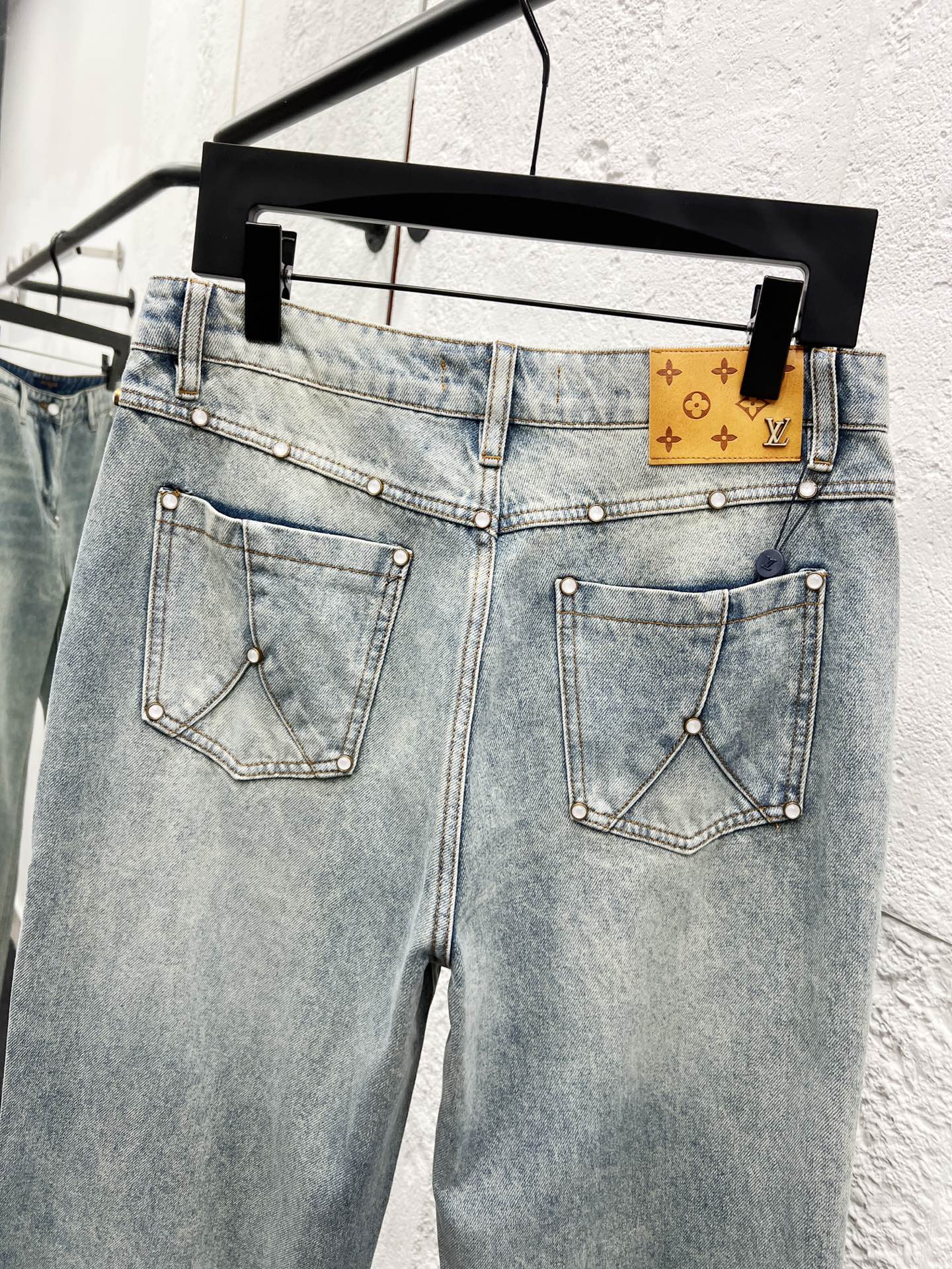 LV Jeans-033