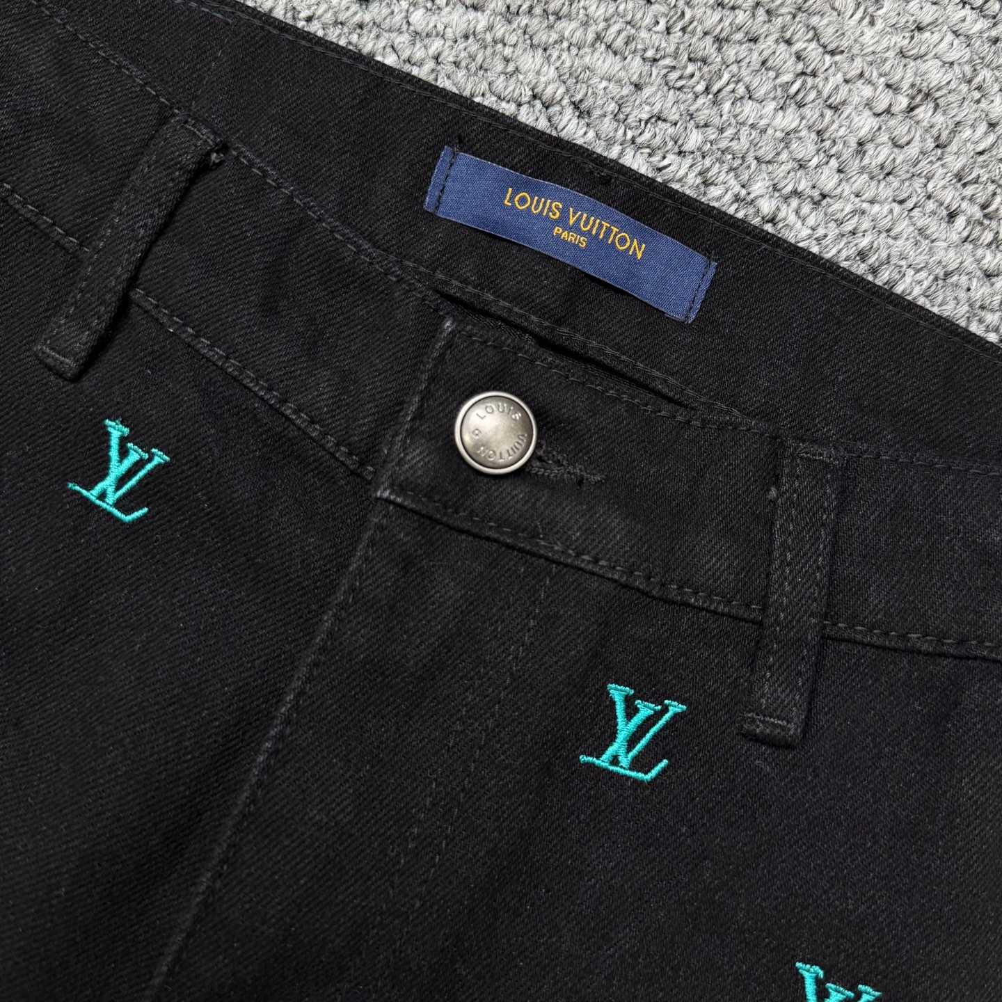 LV Jeans-035