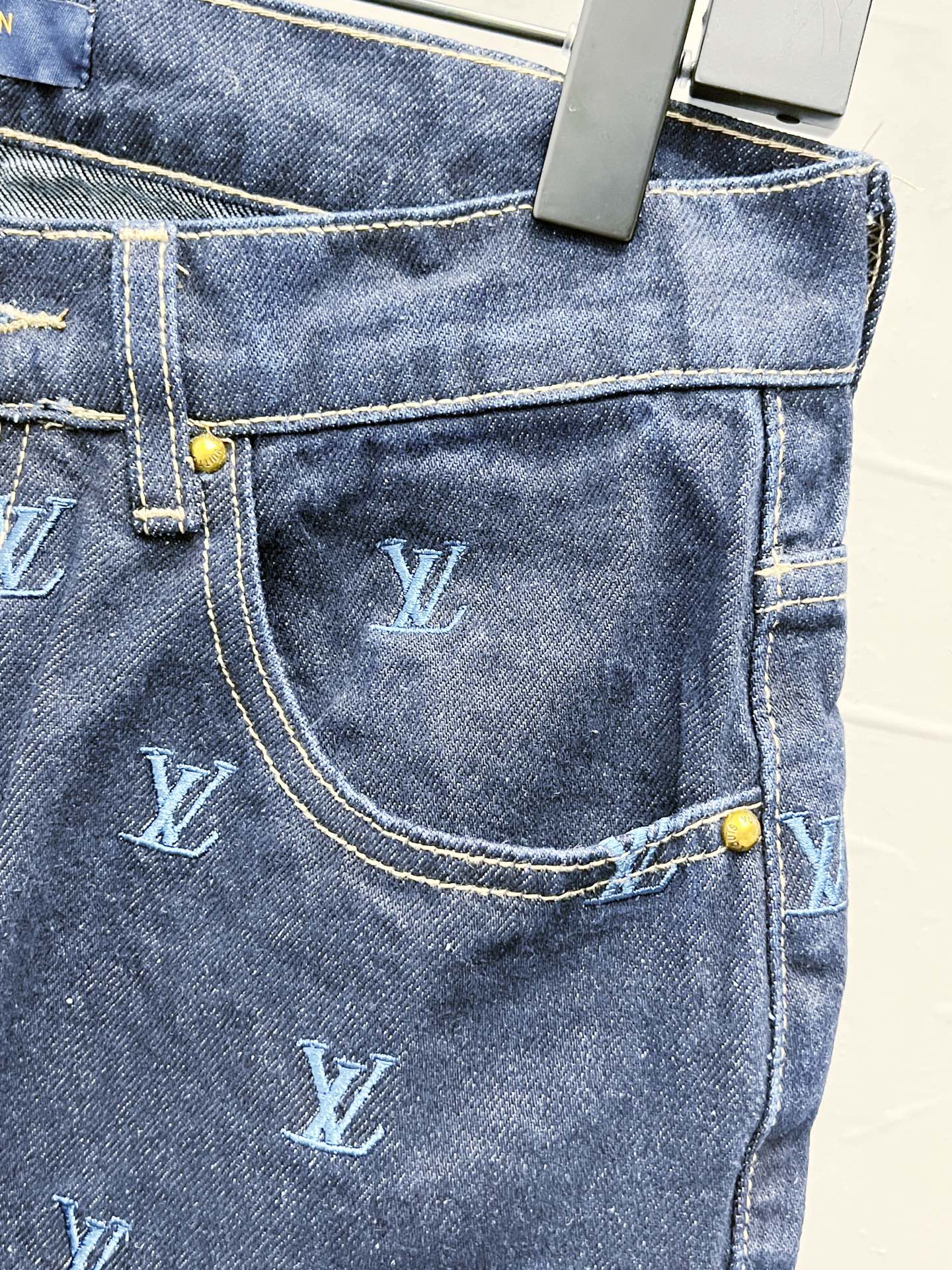 LV Jeans-040