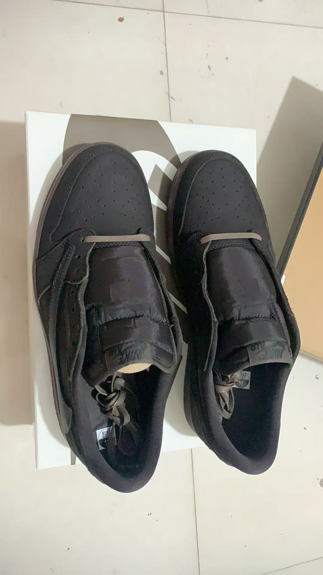 Air Jordan 1 Retro Low-332