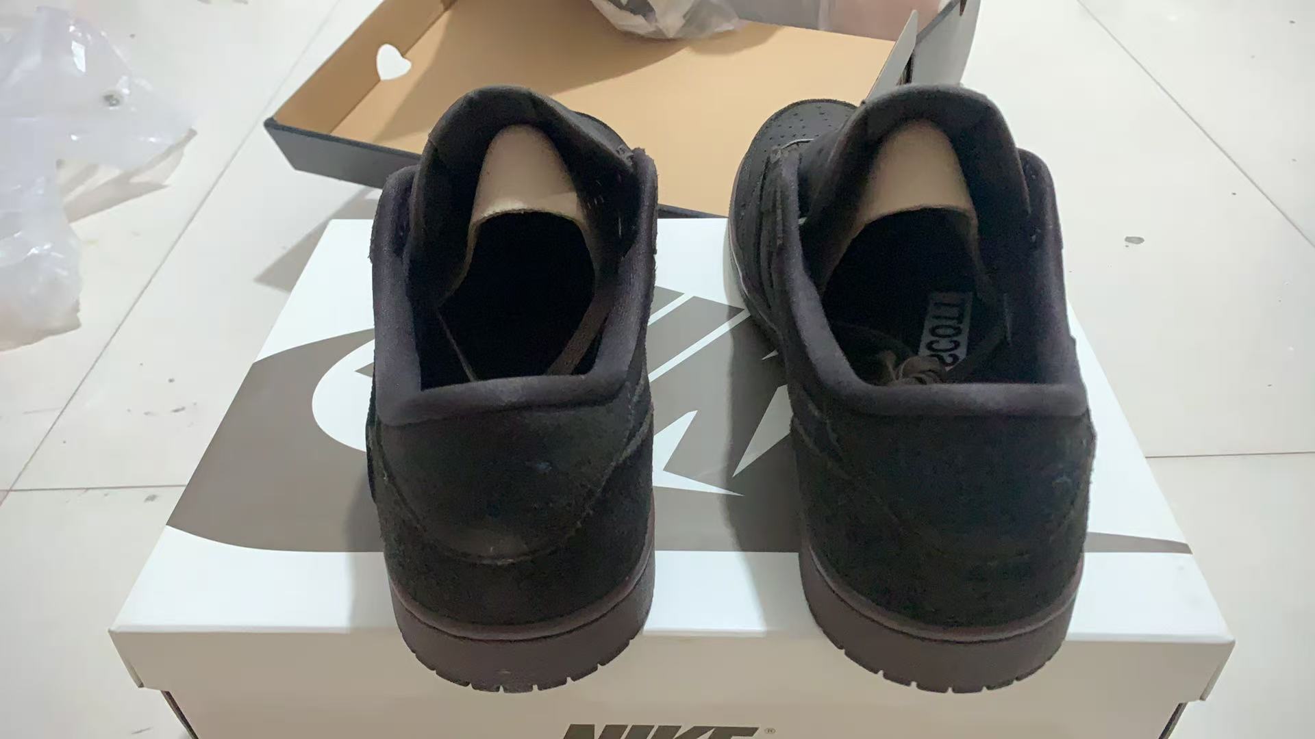 Air Jordan 1 Retro Low-332