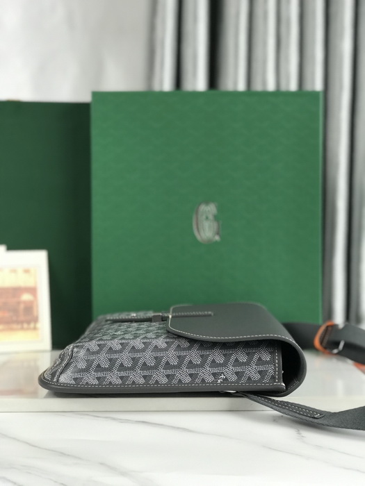 Go*ard handbags aaaa(men)-042