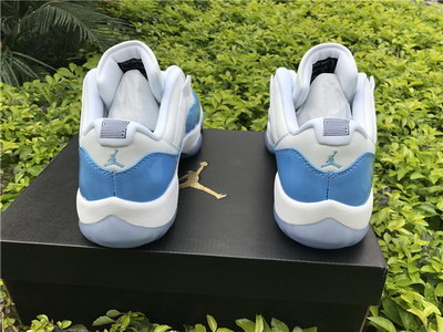Air Jordan 11 Low Columbia
