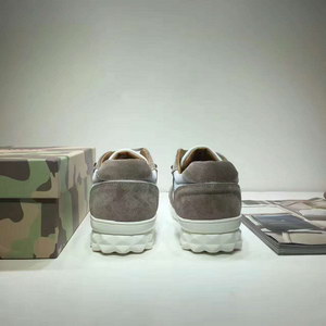 Valentino Shoes(AAA)-070