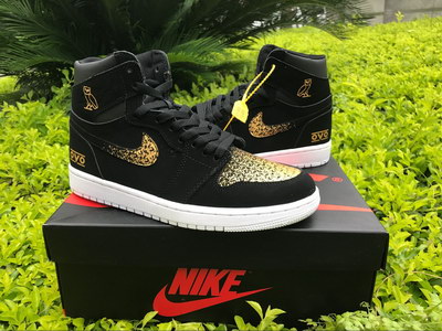 Air Jordan 1  OVO
