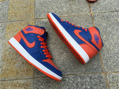 Air Jordan 1 High Knicks