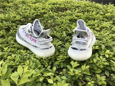authentic ad*s Y**zy 350 boost v2 zebras-008