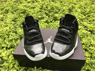 Air Jordan 11 Low Barons