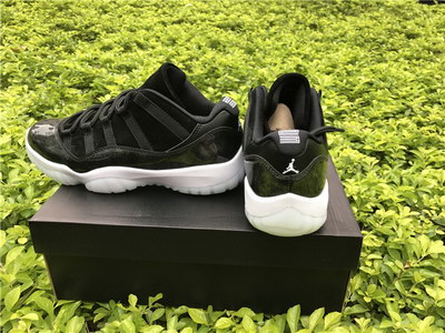 Air Jordan 11 Low Barons