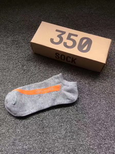 ad*s Y**zy socks(5 pairs)