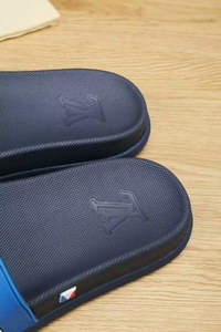LV Slippers(AAA)-026